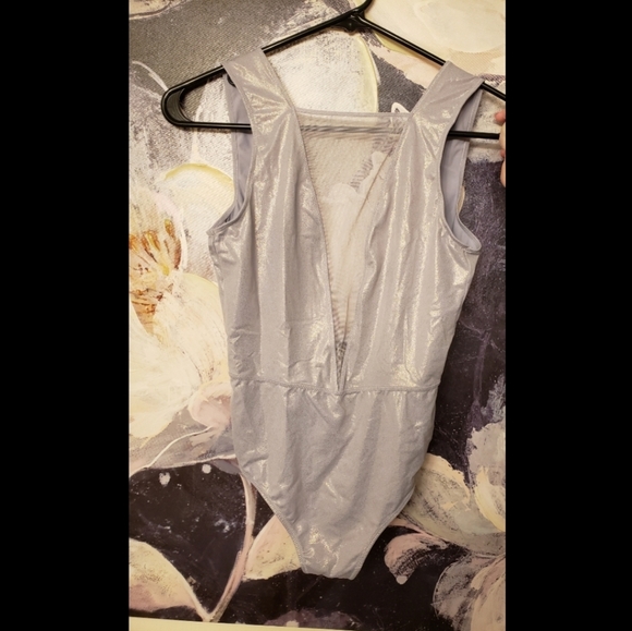 Victorias Secret super soft shine bodysuit - very sexy plunge teddy - Picture 2 of 7